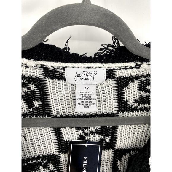 Just Polly Black & White Mini Yin Yang Destructed Sweater Size 2X Juniors - Picture 6 of 9